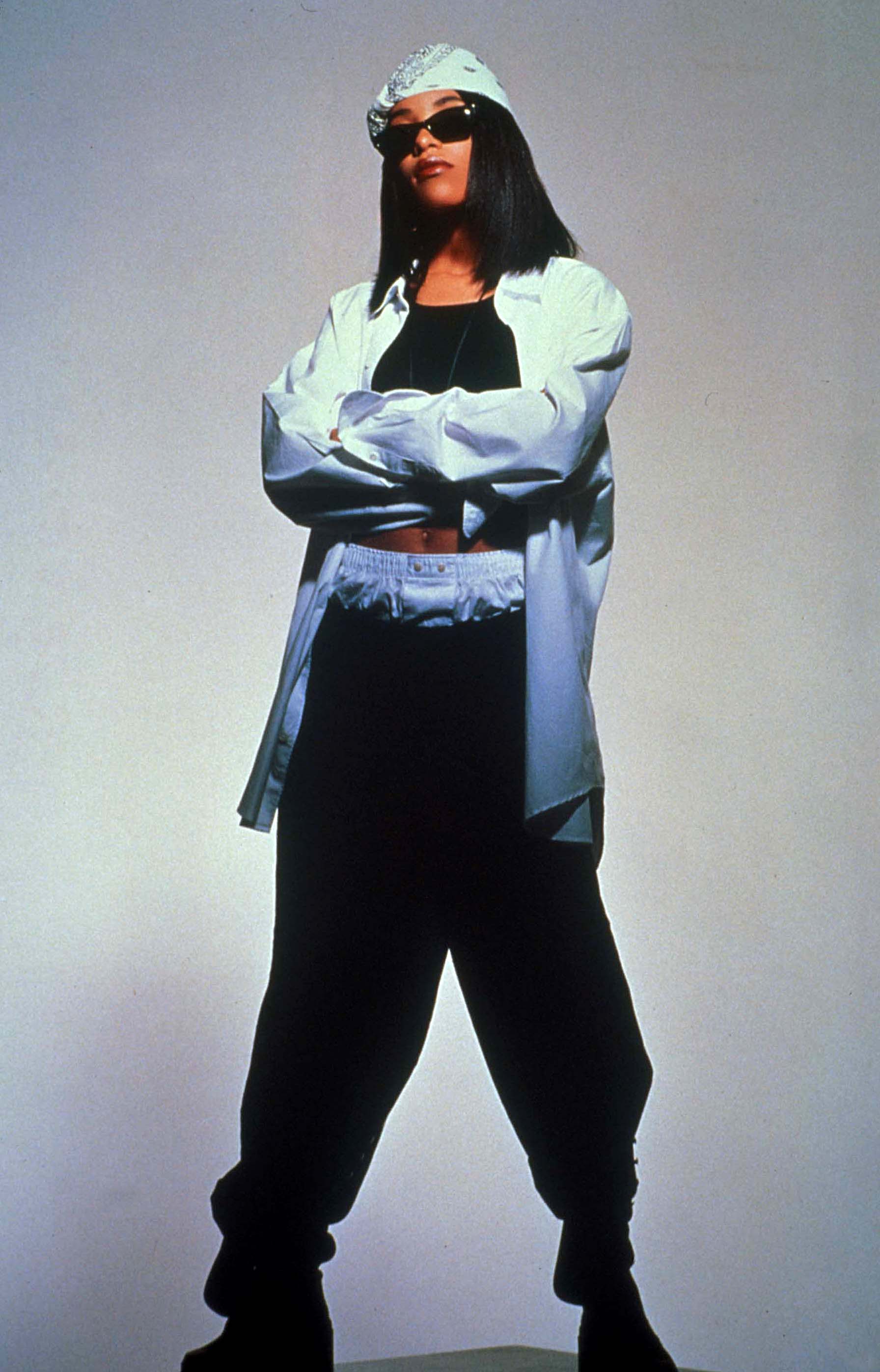 Aaliyah photo 139 of 210 pics, wallpaper photo 120049 ThePlace2