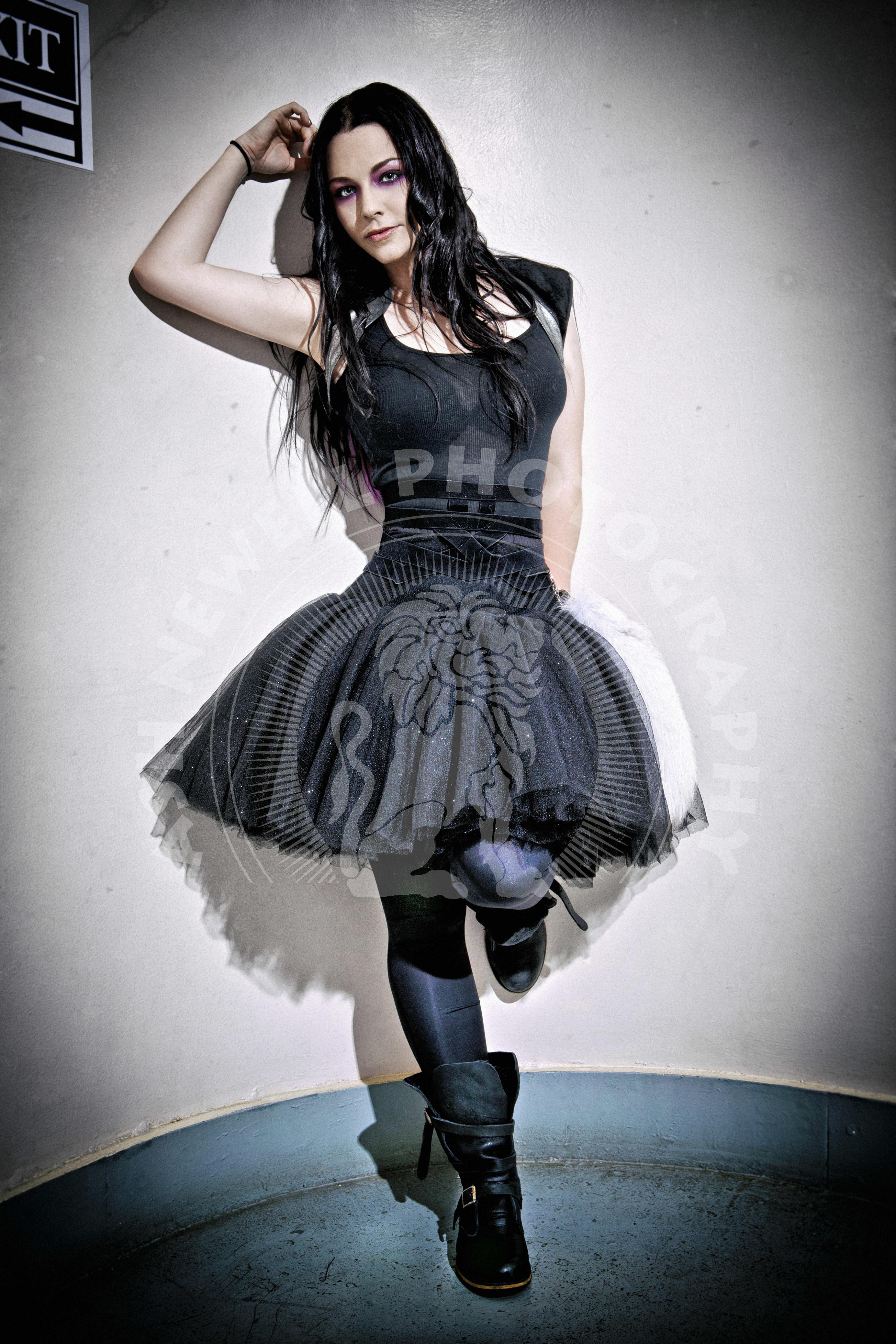 Amy Lee Wallpaper  Download to your mobile from PHONEKY