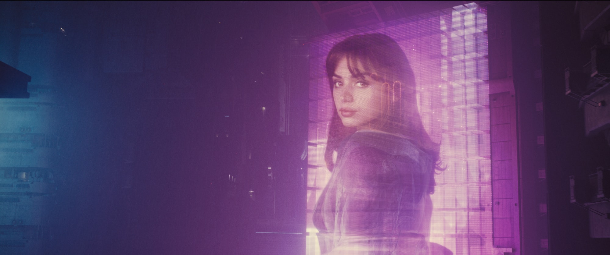 Бегущий по лезвию 2049 Джой