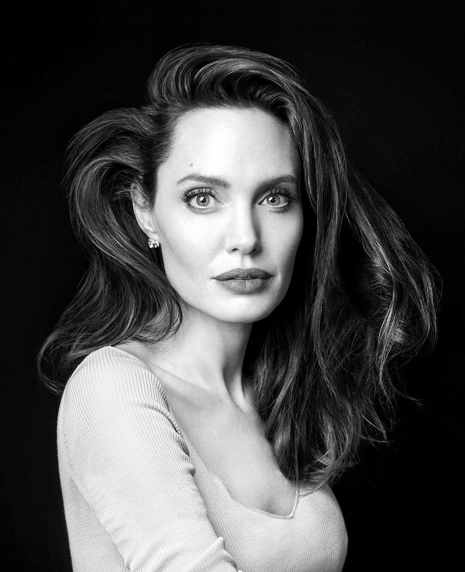 Angelina Jolie photo gallery high quality pics of Angelina Jolie