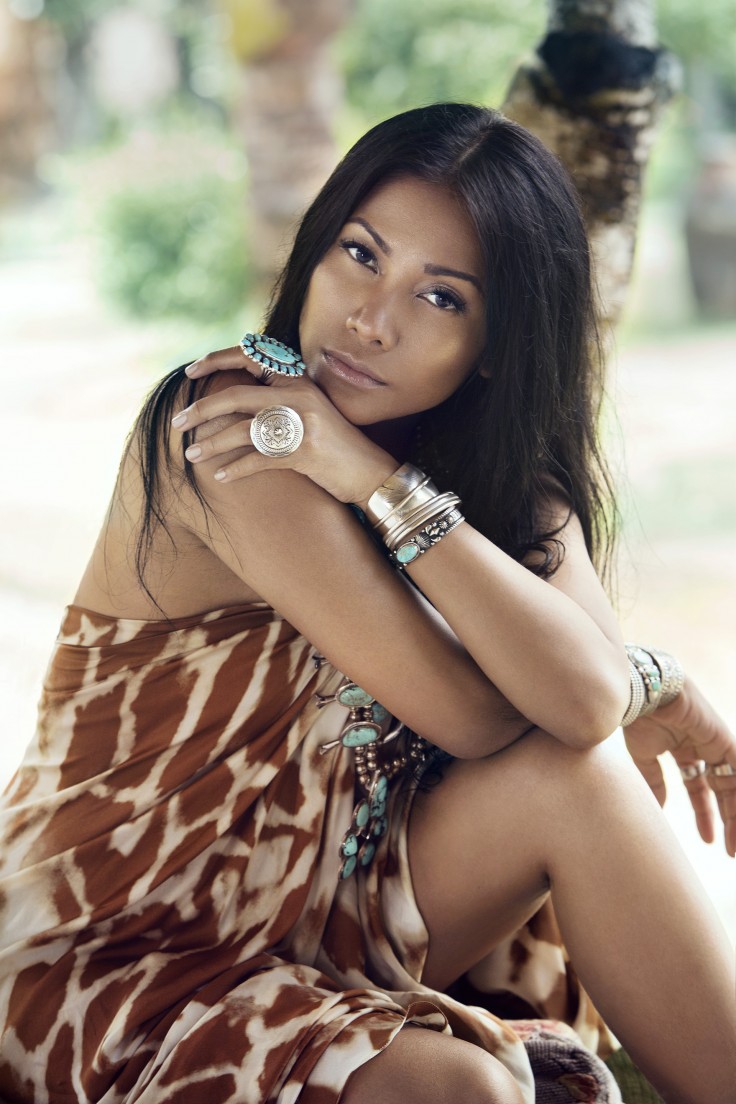  Anggun  photo 31 of 37 pics  wallpaper photo 998981 