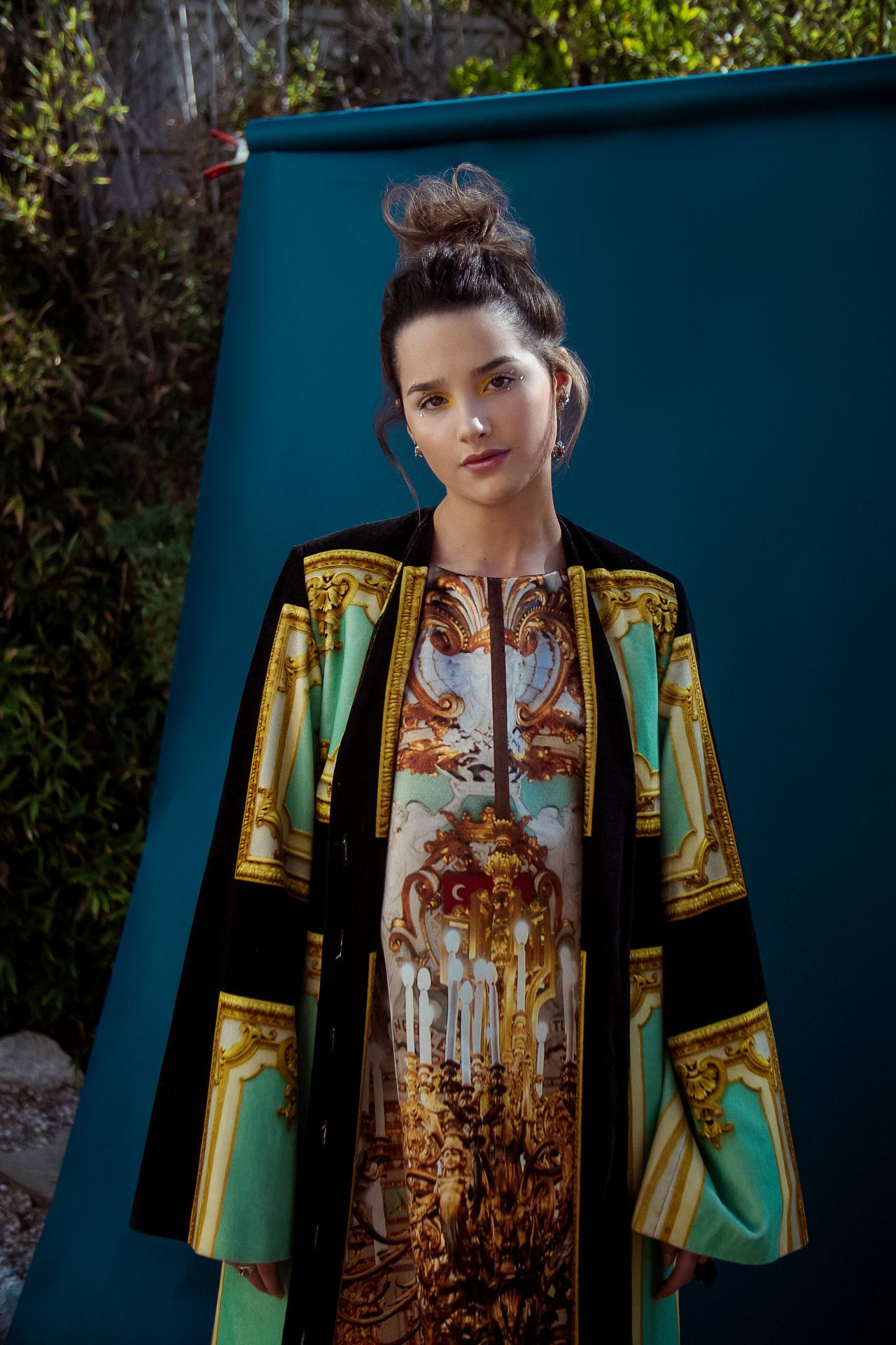 Annie Leblanc Photo 33 Of 51 Pics Wallpaper Photo 1203300 Theplace2