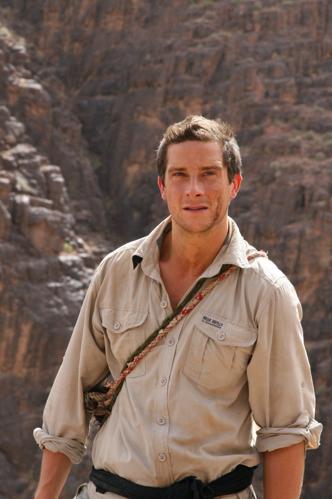 Bear Grylls photo 7 of 7 pics, wallpaper - photo #363389 - ThePlace2 Bear Grylls photo 7 of 7 pics, wallpaper - photo #363389 - ThePlace2