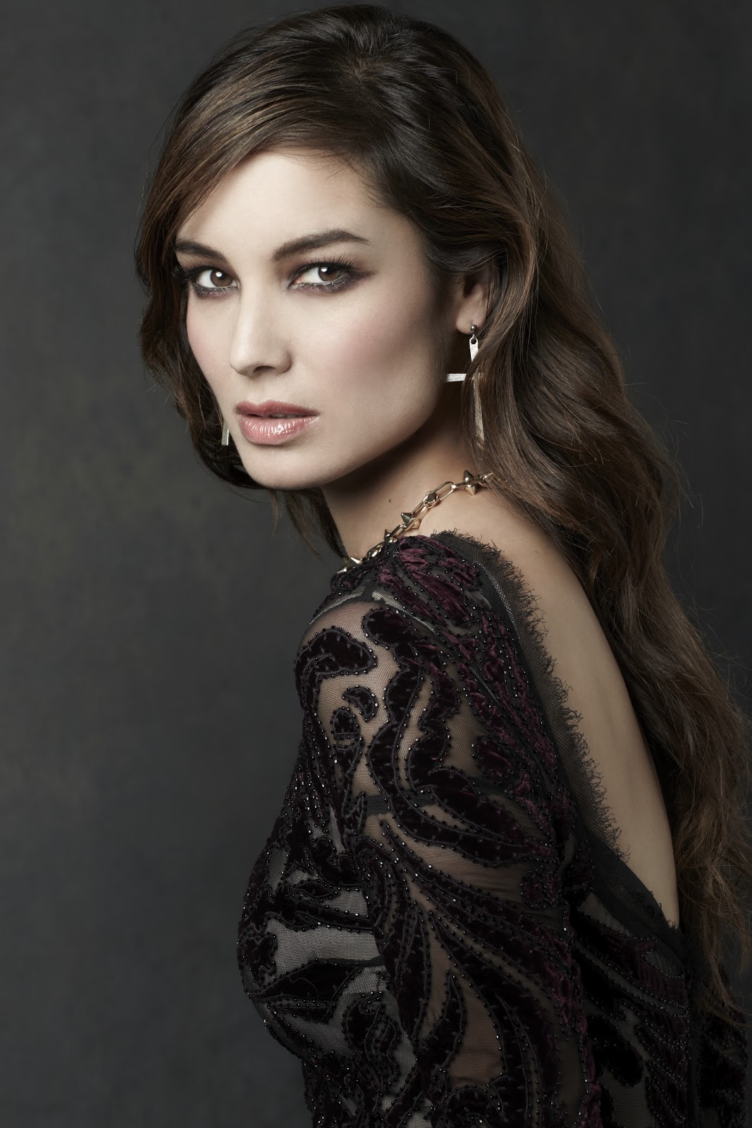 Berenice Marlohe photo 8 of 247 pics, wallpaper photo 533747 ThePlace2