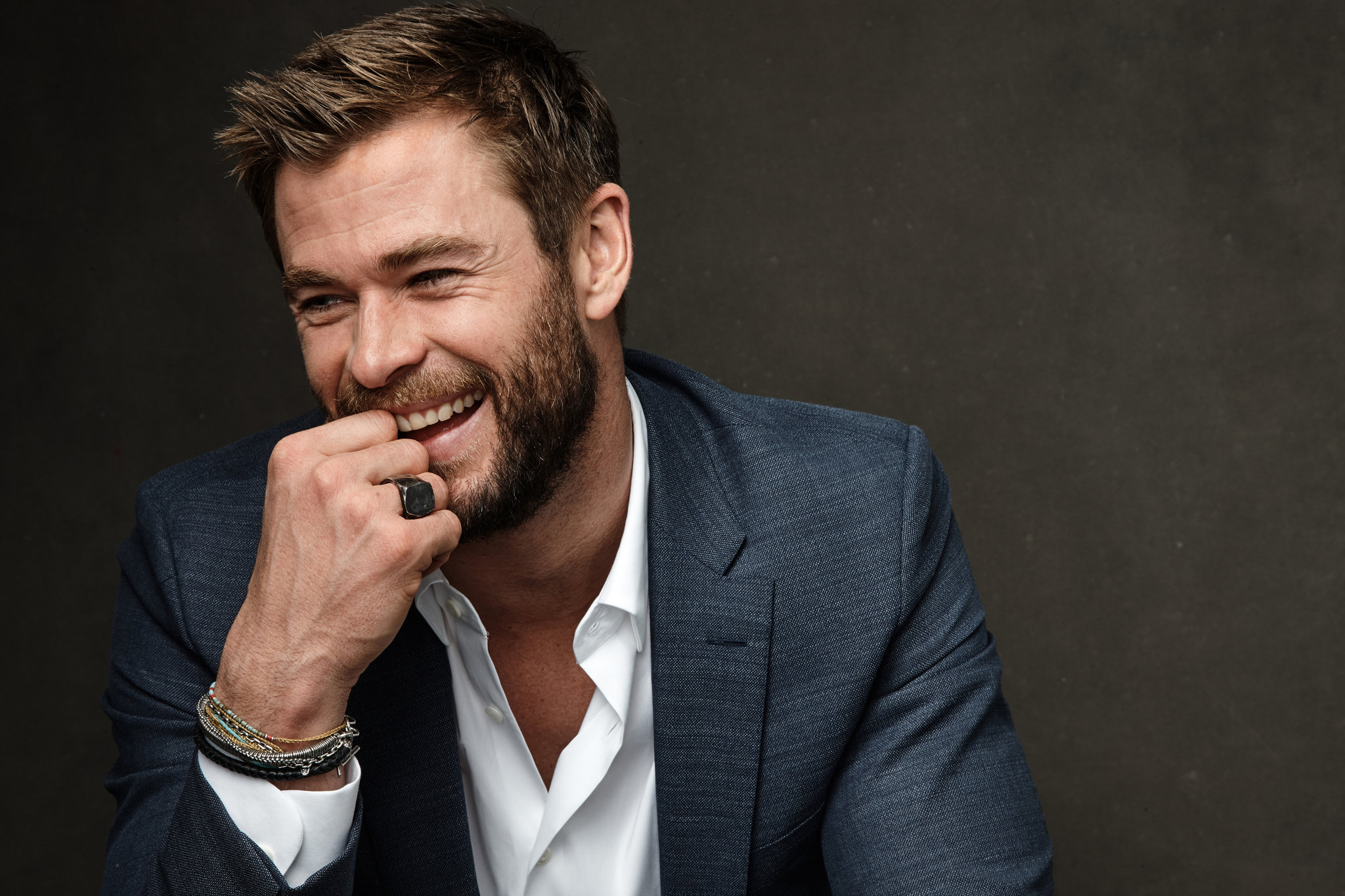 Chris Hemsworth photo gallery - high quality pics of Chris Hemsworth ...