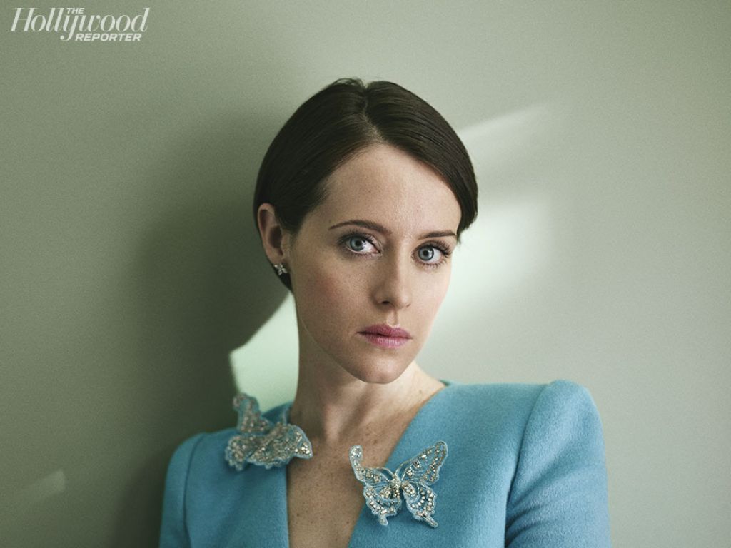 Foy photoshoot claire Emily Blunt,