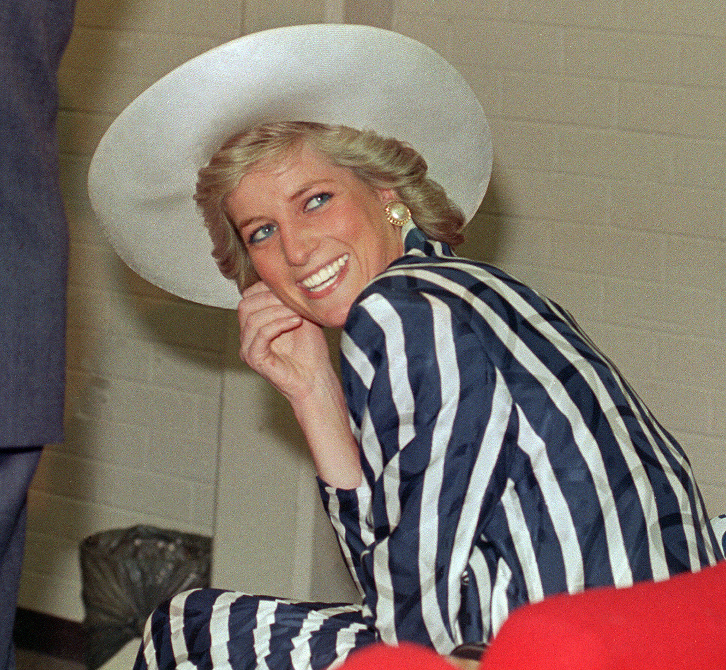 Diana Spencer photo gallery - 284 high quality pics | ThePlace