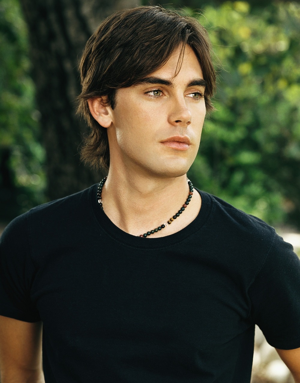 Drew Fuller photo gallery.