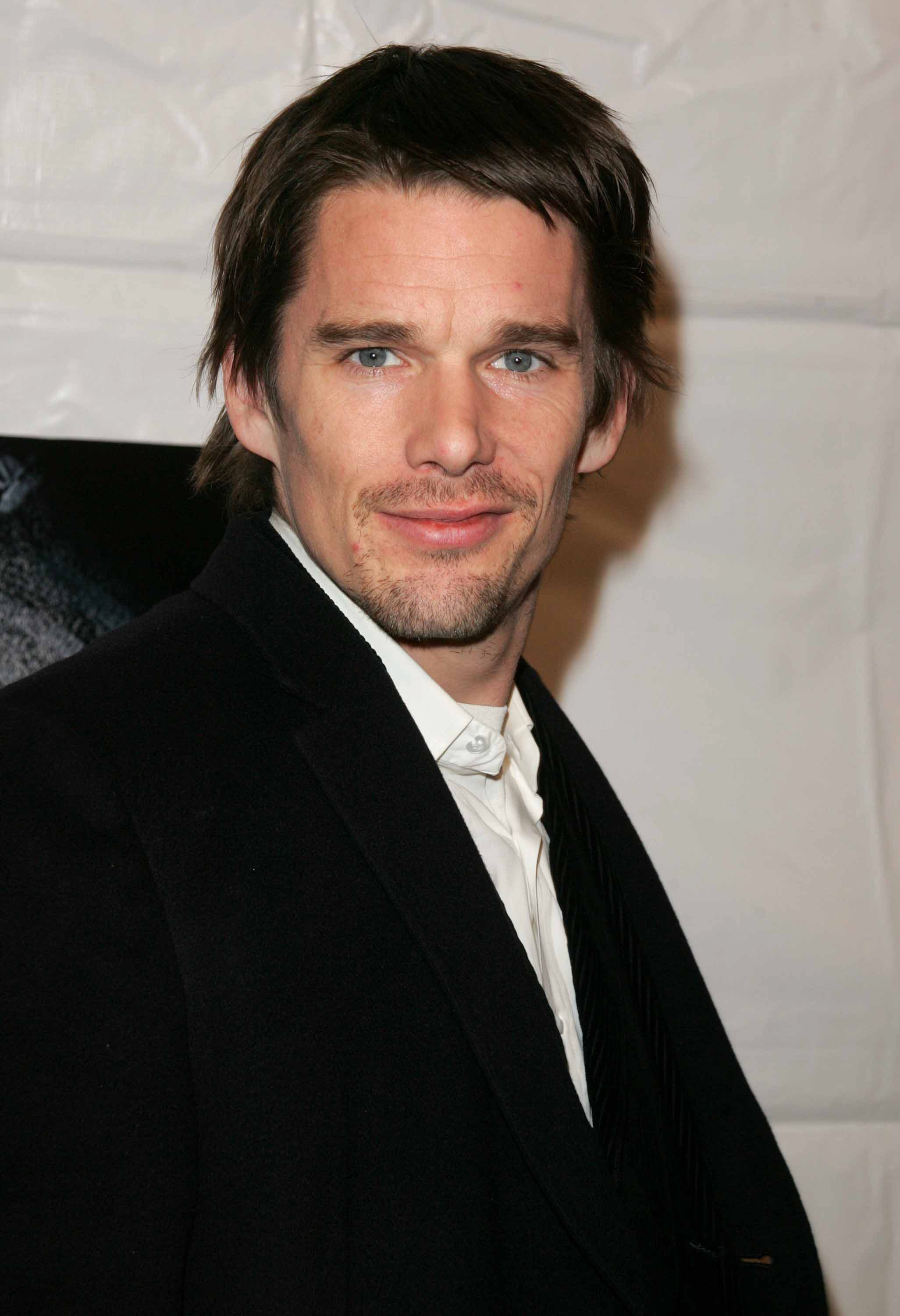 Ethan Hawke Photo 32 Of 89 Pics, Wallpaper - Photo #305135 - Theplace2