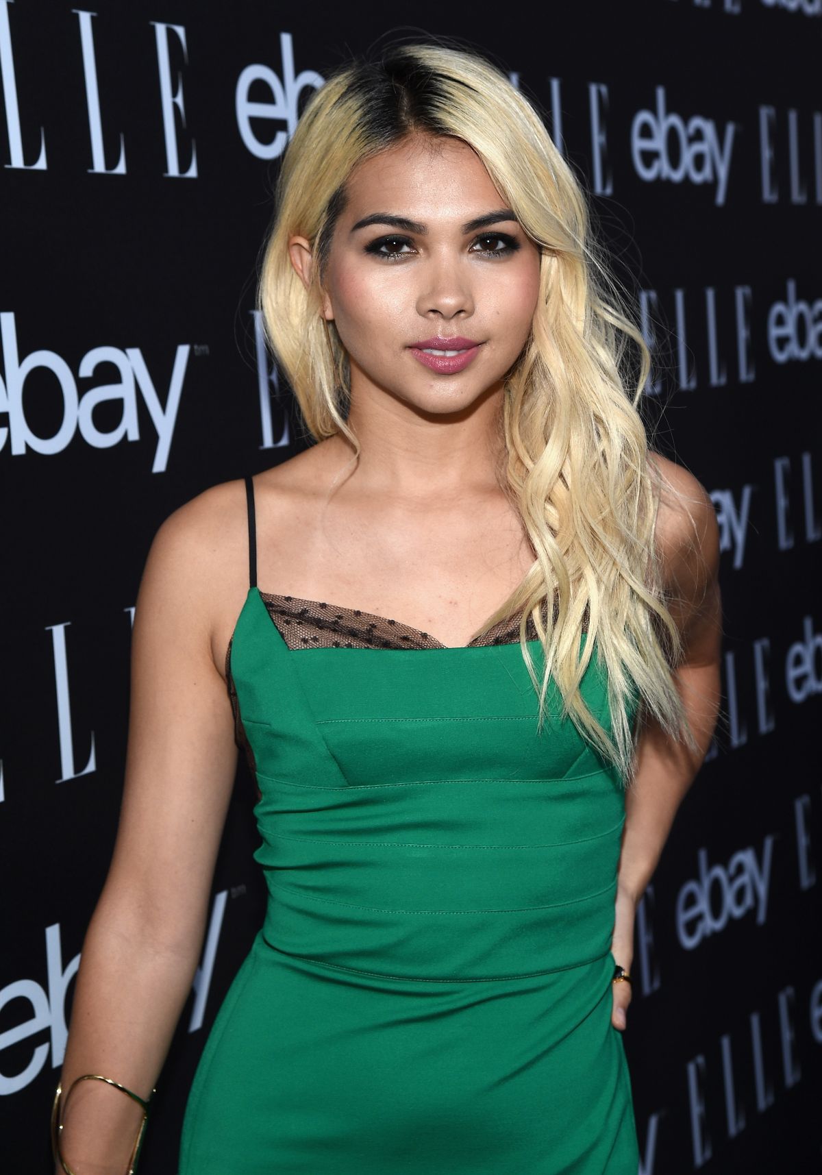 Hayley Kiyoko Photo 117 Of 144 Pics Wallpaper Photo 1077440