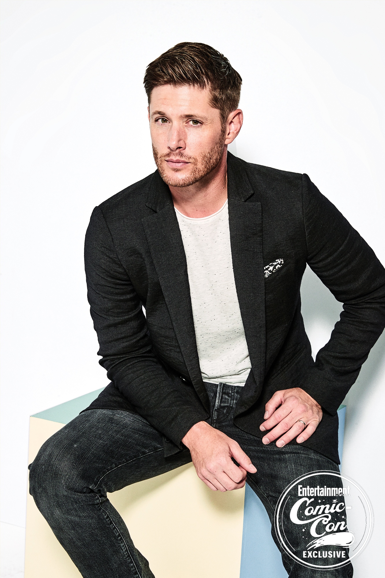 Jensen Ackles photo gallery page 3 ThePlace