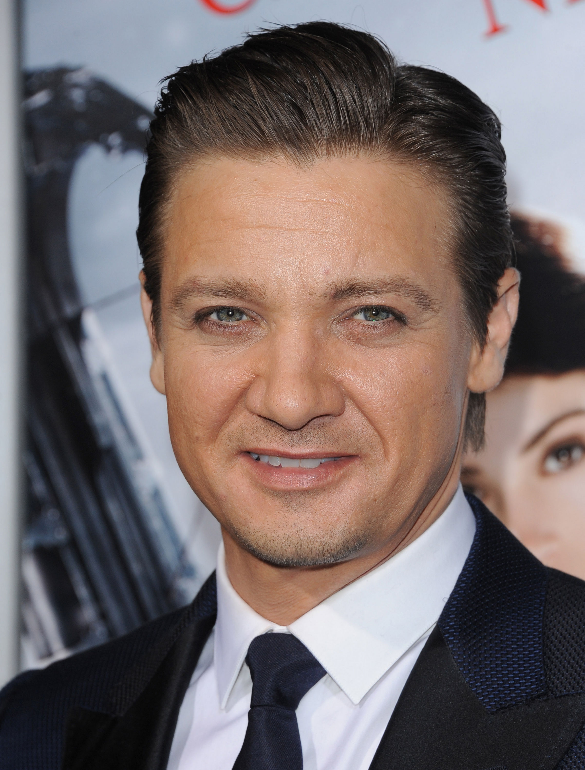 Jeremy Renner photo 953 of 1779 pics, wallpaper - photo #584490 - ThePlace2