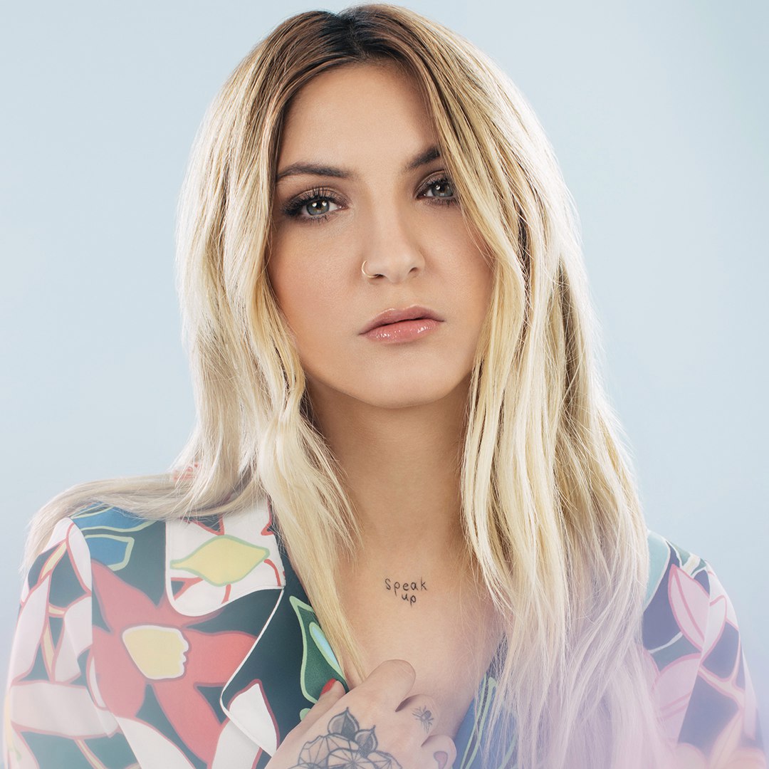 Julia Michaels актриса