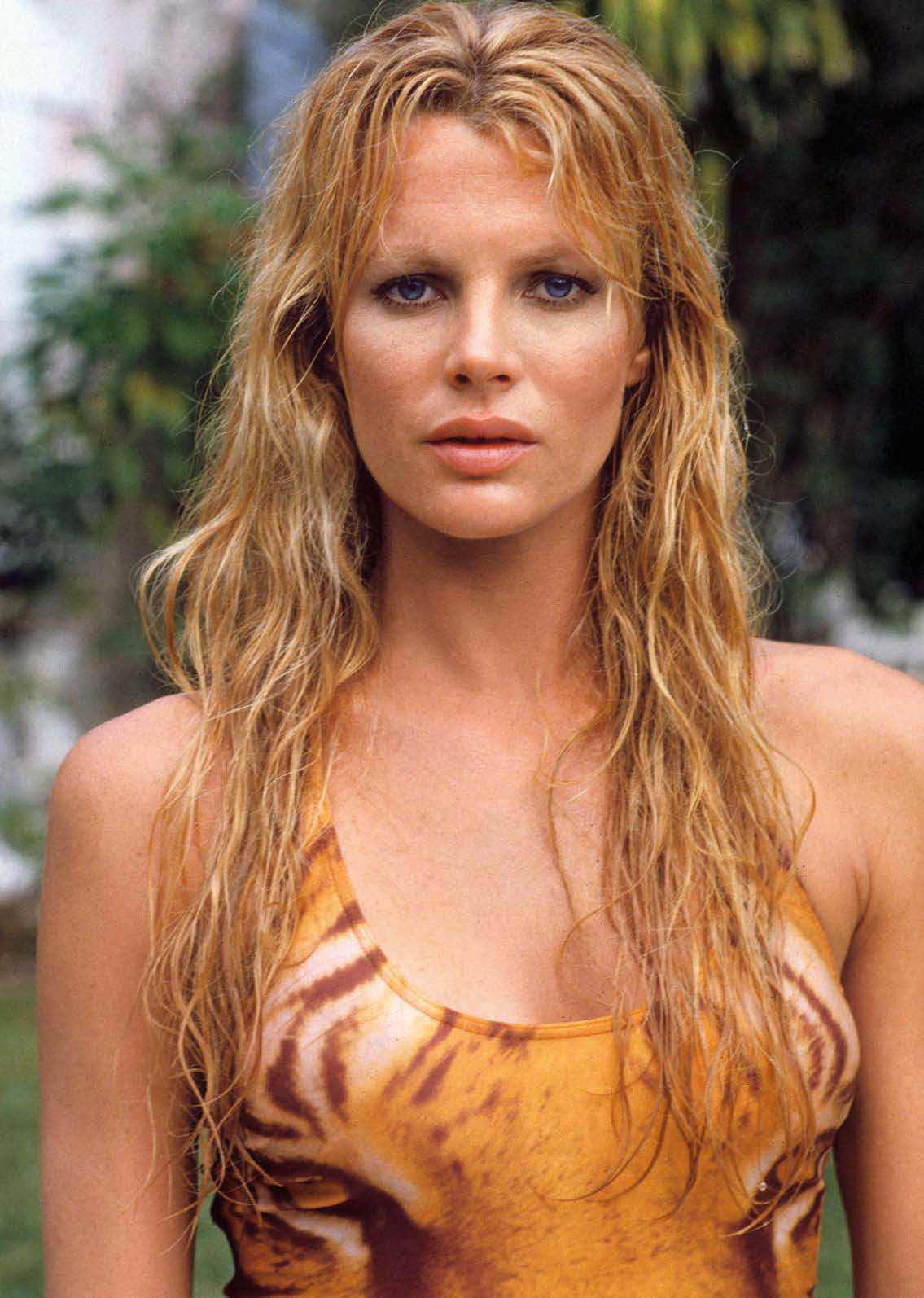 Kim basinger pics