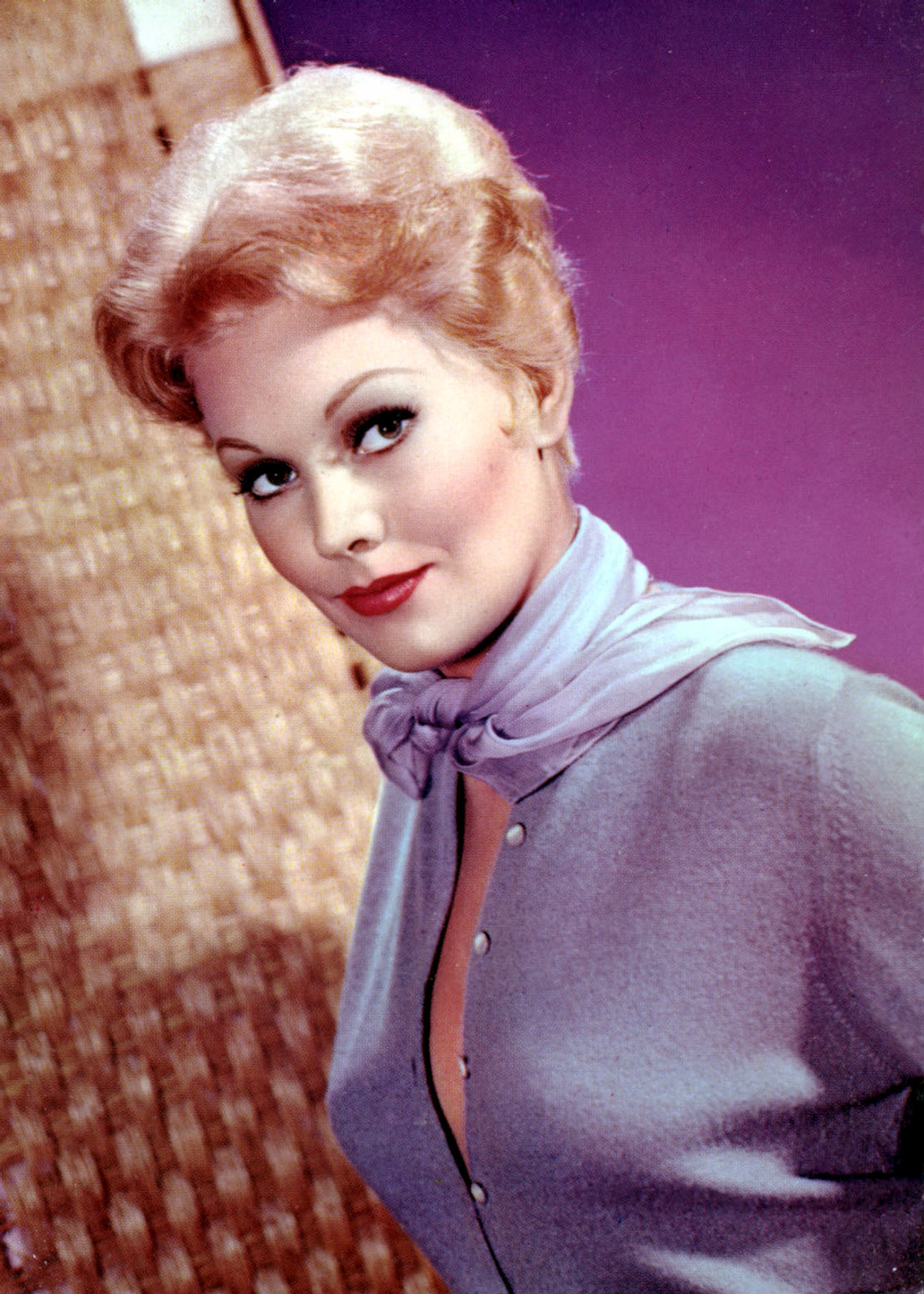 Kim Novak photo 84 of 90 pics, wallpaper photo 573107 ThePlace2