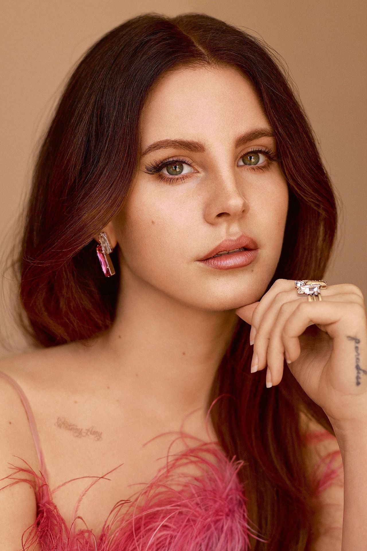 Lana Del Rey photo gallery 858 high quality pics of Lana Del Rey