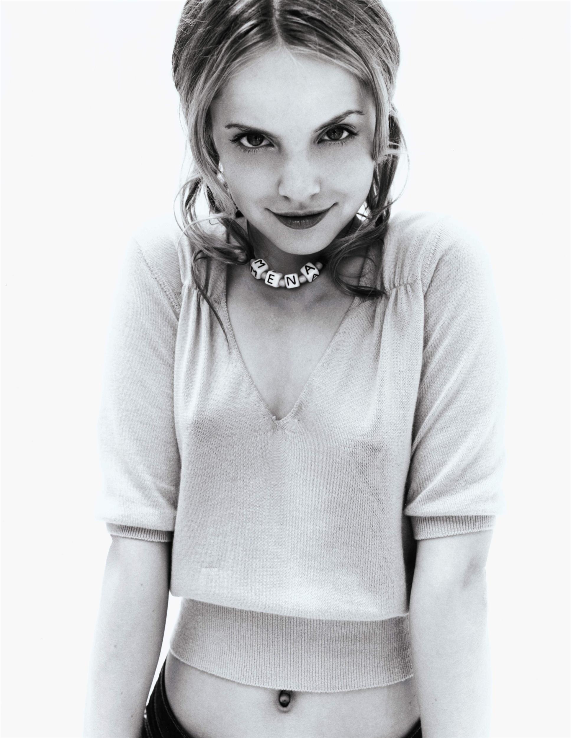Mena Suvari photo 137 of 425 pics, wallpaper photo 197136 ThePlace2