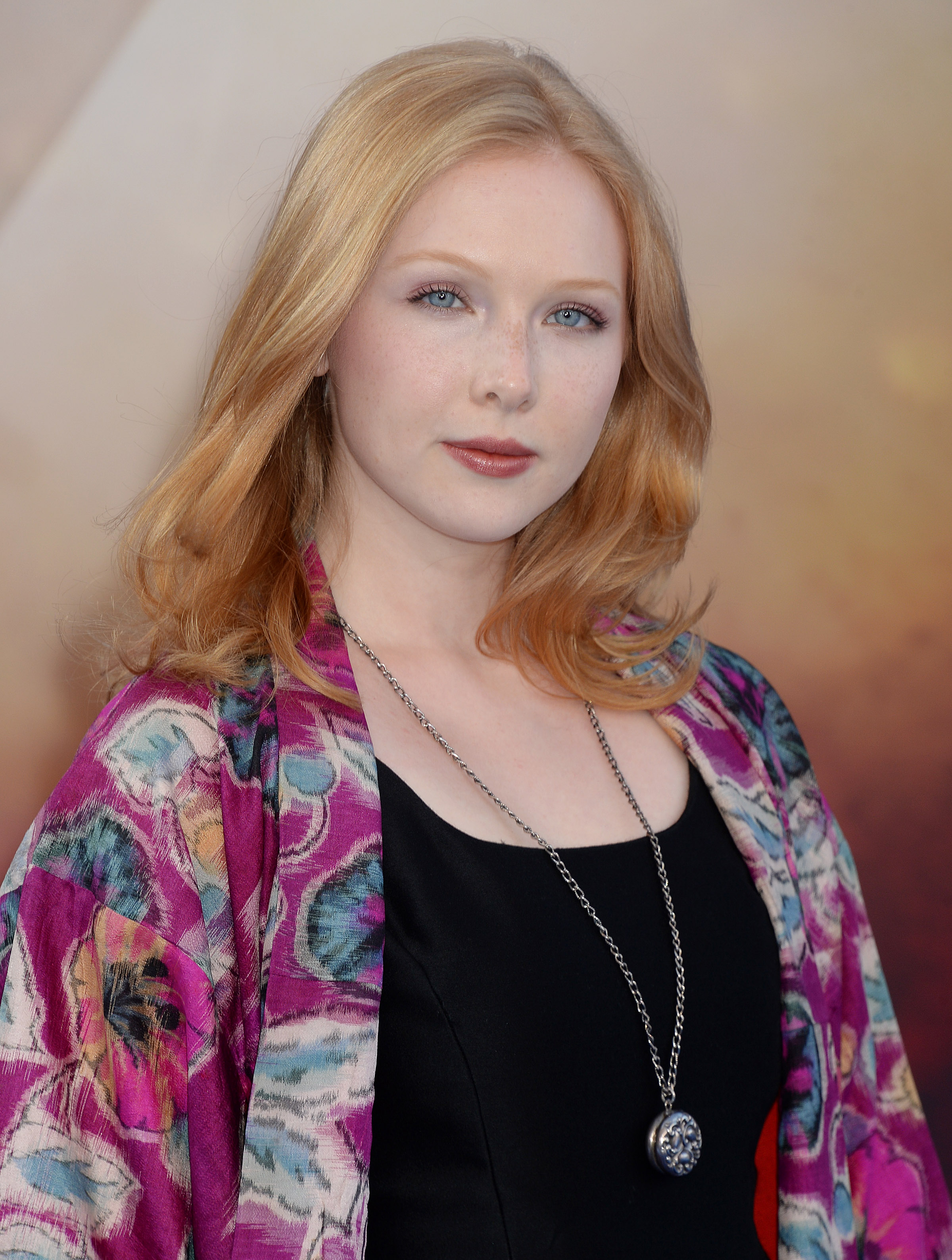 Molly C. Quinn photo gallery high quality pics of Molly C. Quinn