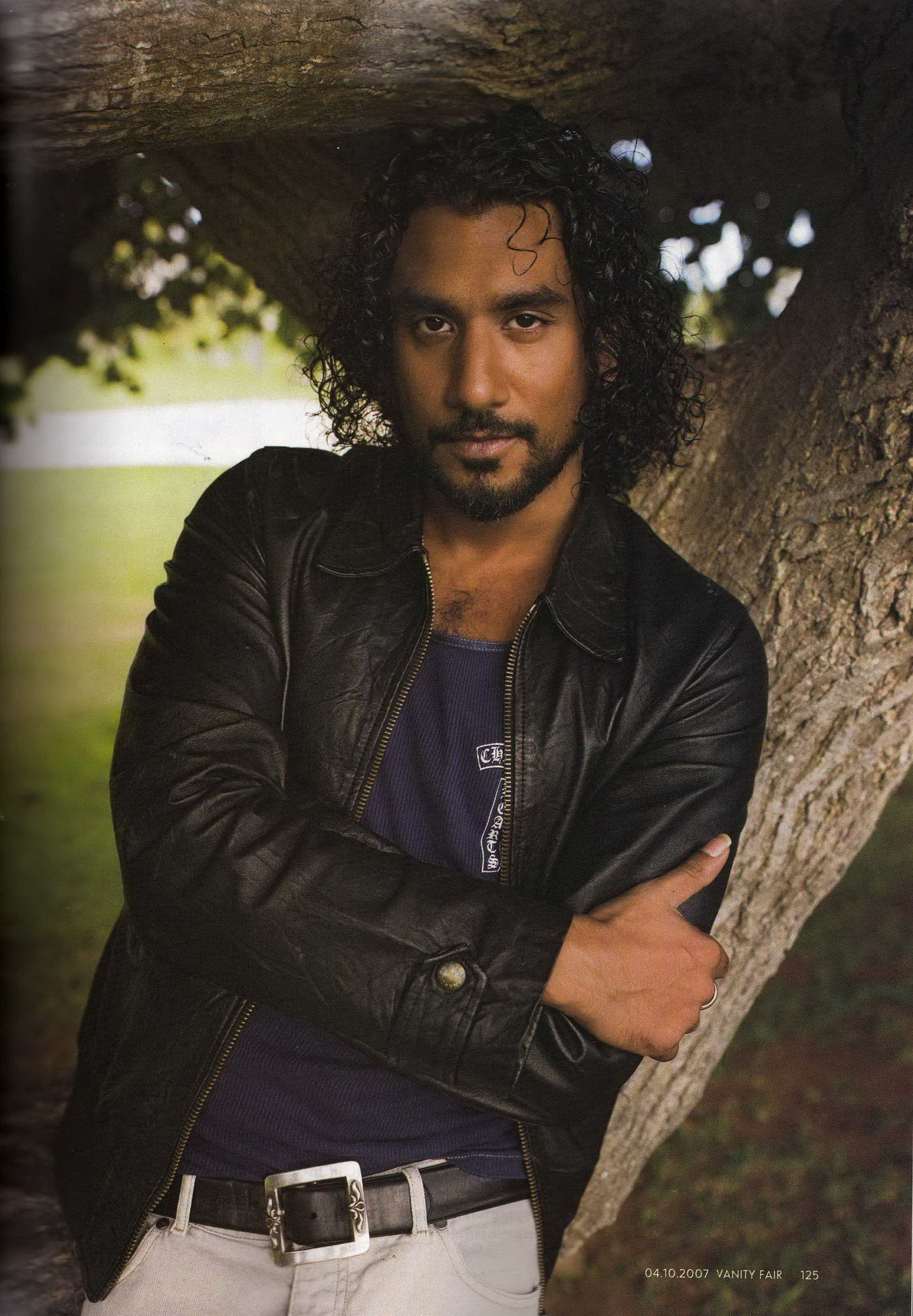 Naveen Andrews on The Dropout: His Take on Sunny Balwani & Theranos
