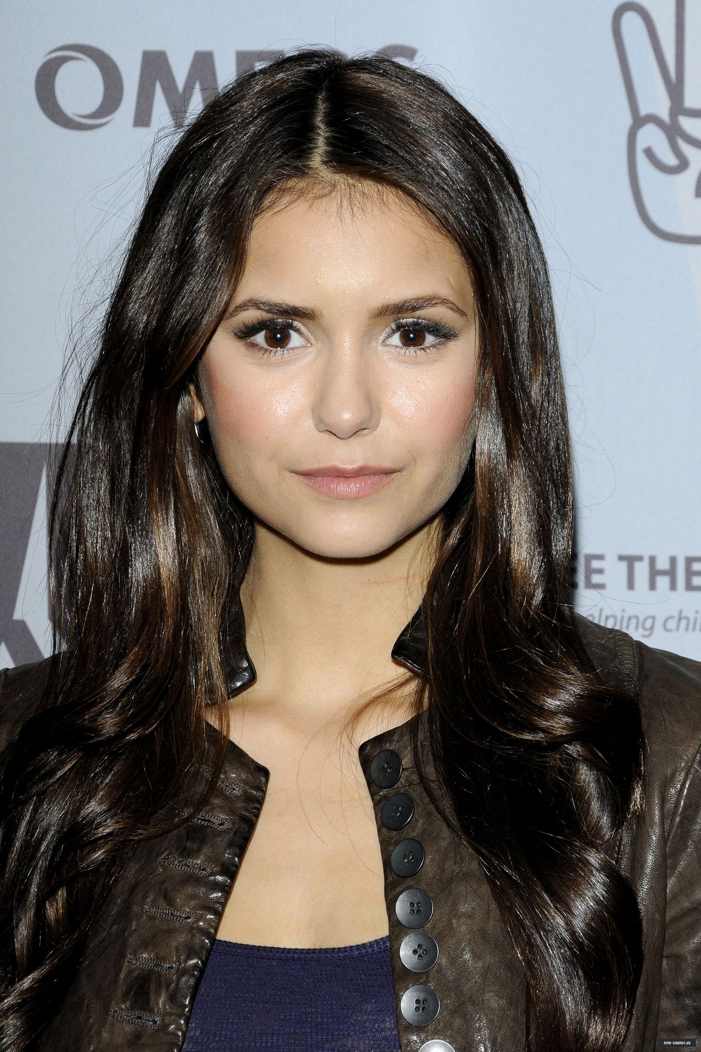 Какой добрев. Nina Dobrev 2011.