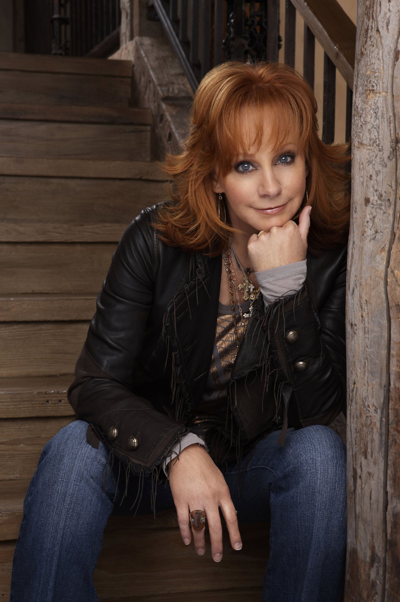 Number of votes: 3. There are 4 more pics in the Reba McEntire photo galler...