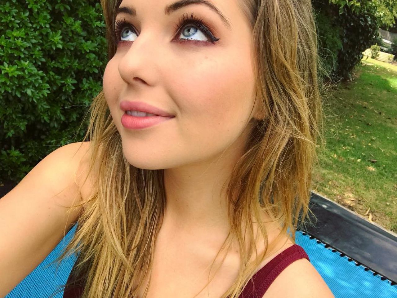 Sammi Hanratty photo #1028119.