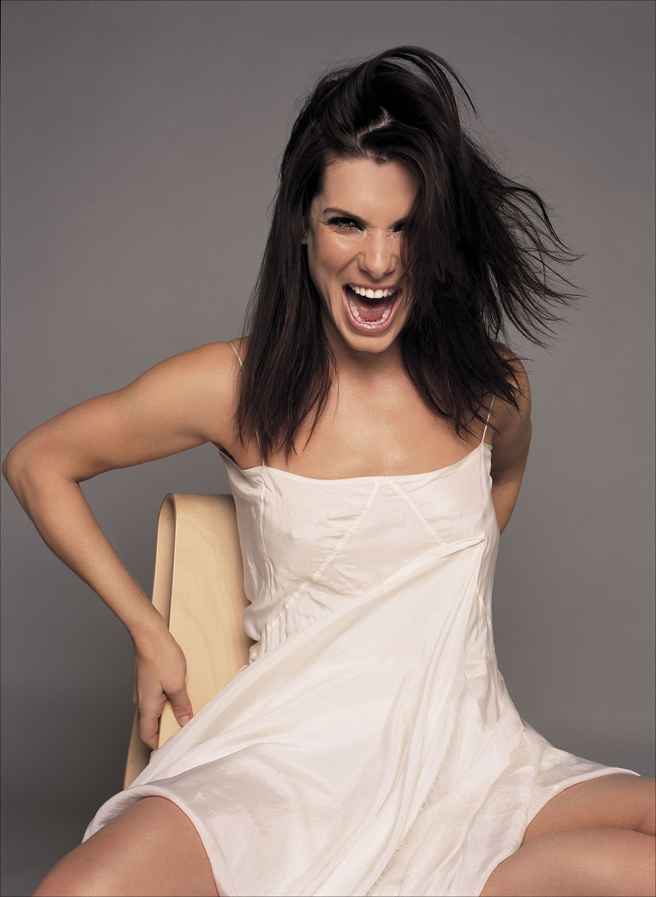 Sandra Bullock Sexy Photo: Stunning 8x10 Print Celebrating Her Iconic Style