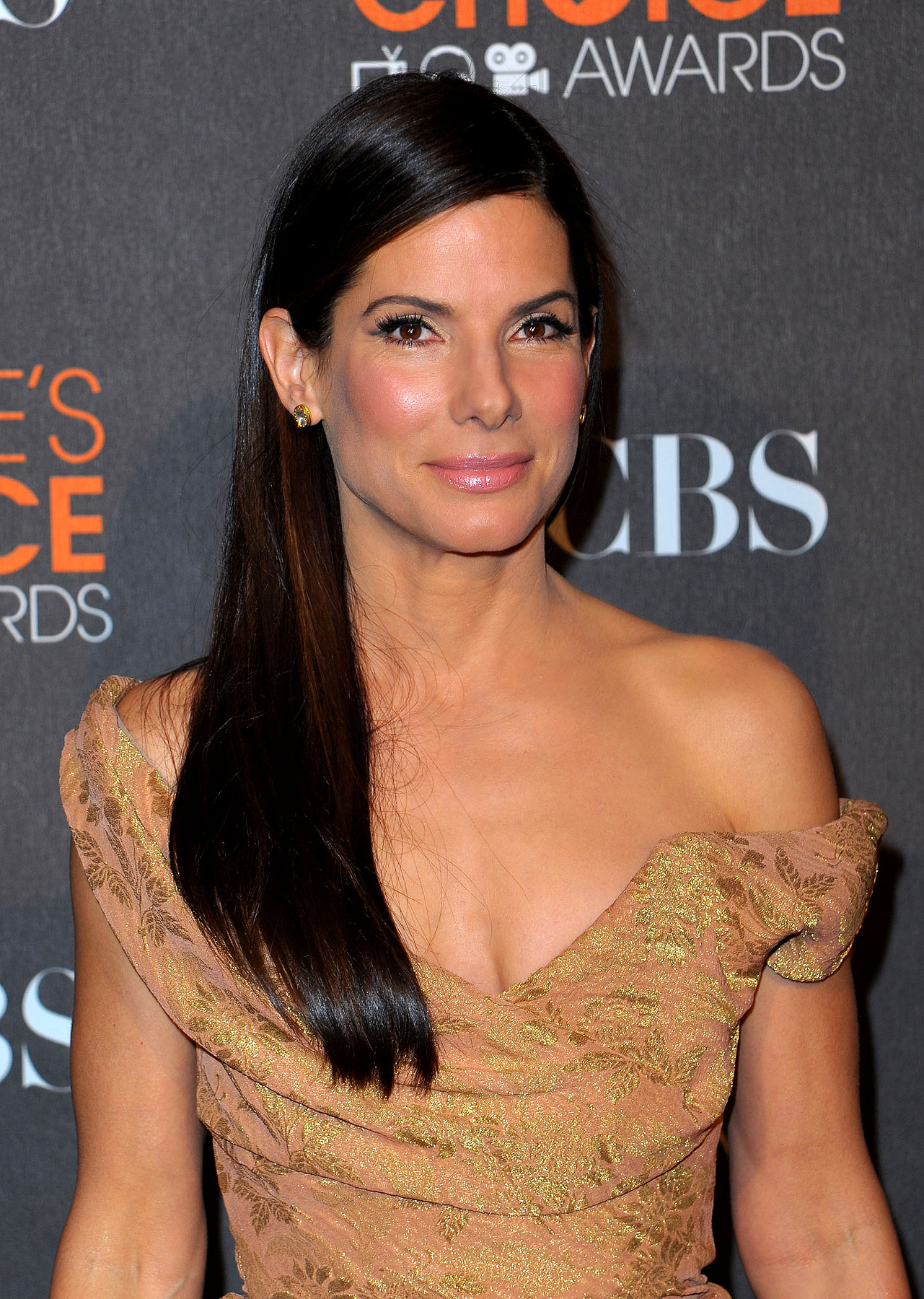 Sandra Bullock photo gallery.