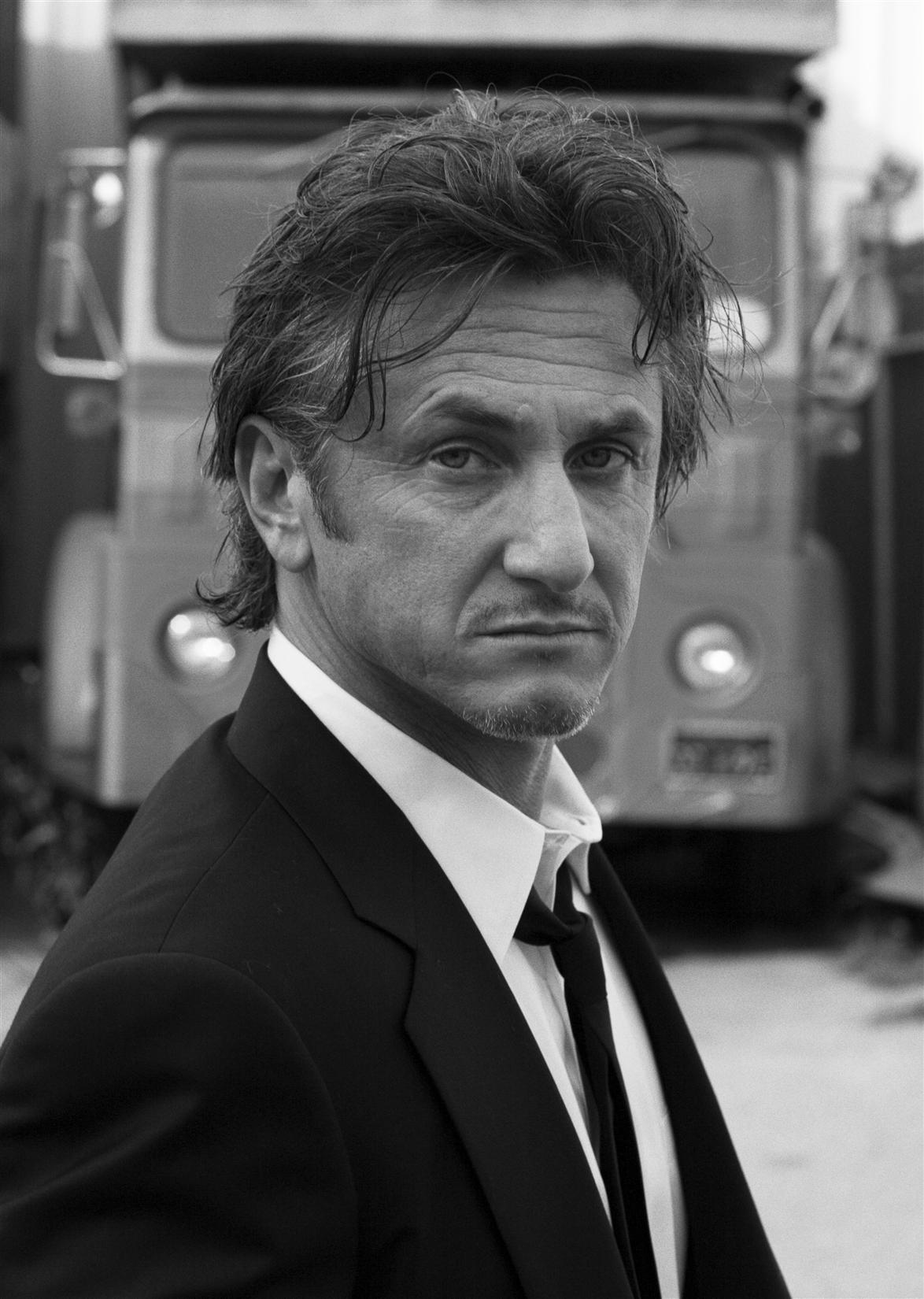 Sean Penn Photo 24 Of 115 Pics, Wallpaper - Photo #136396 - ThePlace2