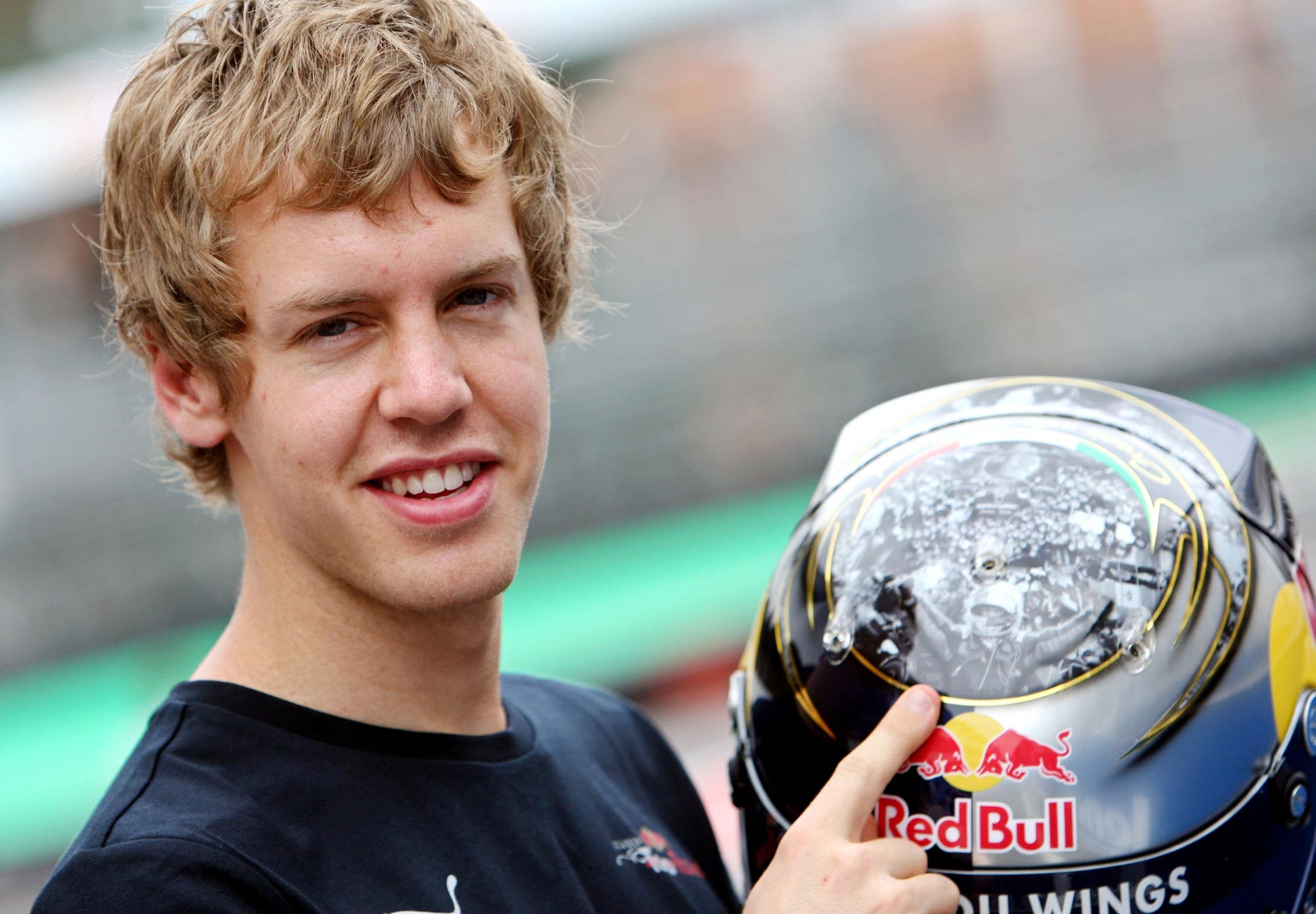 Sebastian Vettel Photo 6 Of 21 Pics Wallpaper Photo 515613 Theplace2