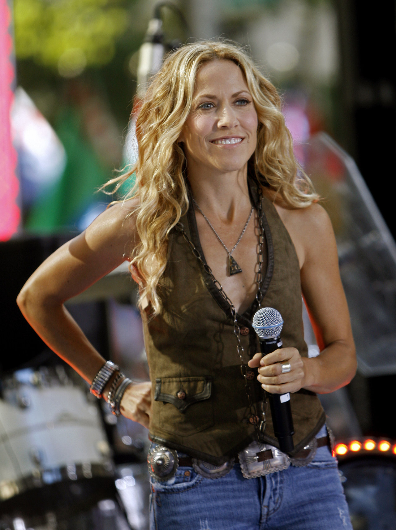 Number of votes: 2. There are 103 more pics in the Sheryl Crow photo galler...