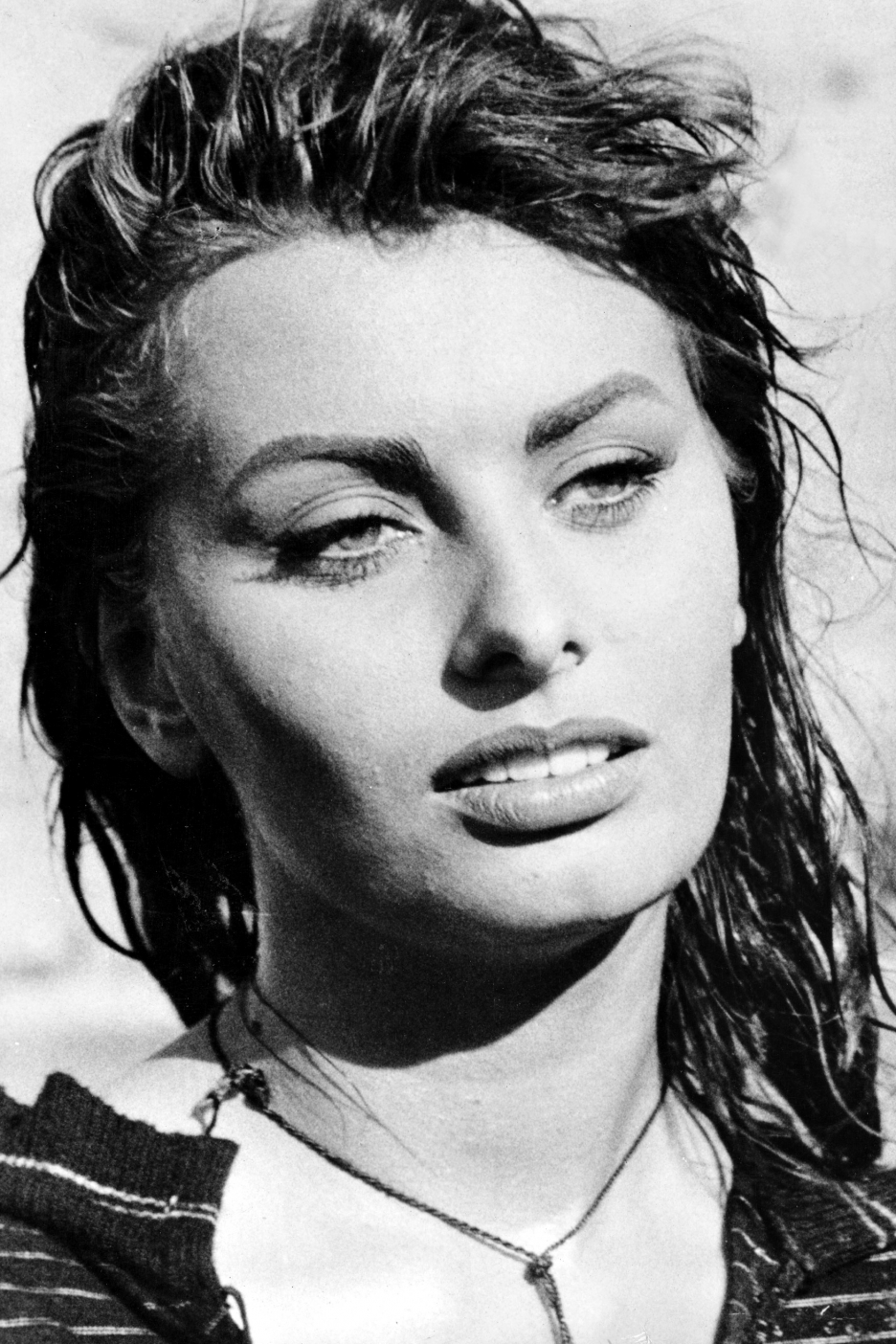 Young Sophia Loren Makeup