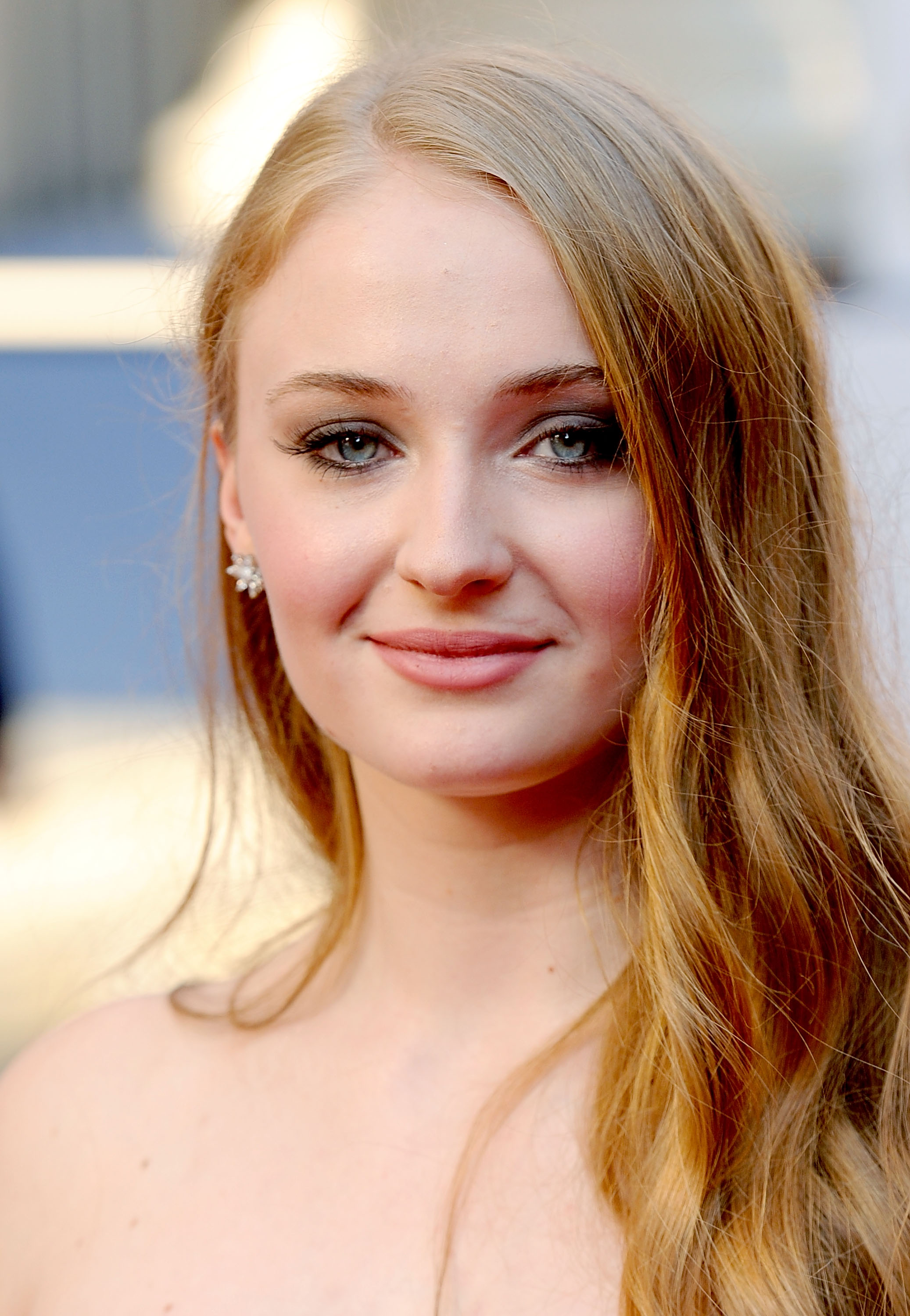 Sophie Turner (actress) photo 147 of 1372 pics, wallpaper 