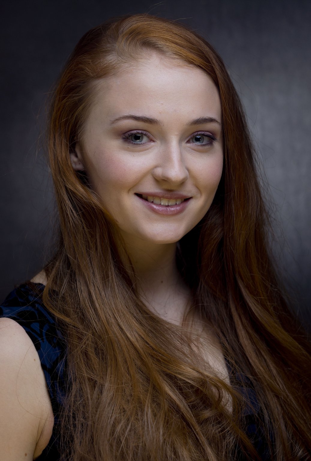 Sophie Turner (actress) photo 14 of 1340 pics, wallpaper - photo #647893 - ThePlace2
