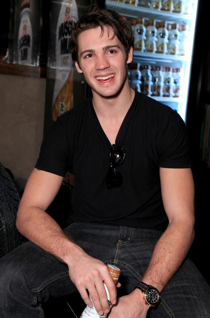 Steven R. McQueen photo gallery.
