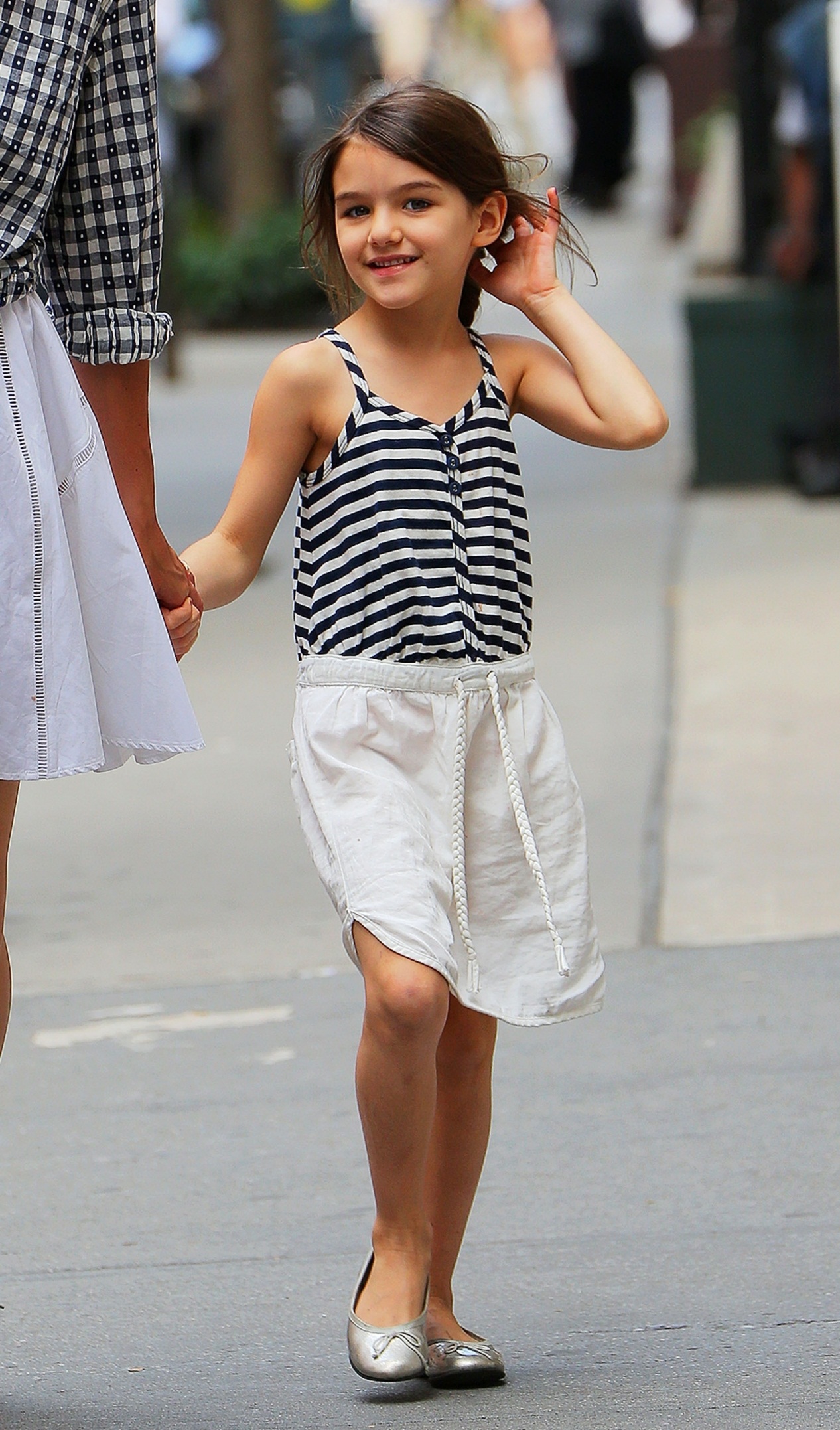 Suri Cruise Photo Gallery - High Quality Pics Of Suri Cruise | Theplace