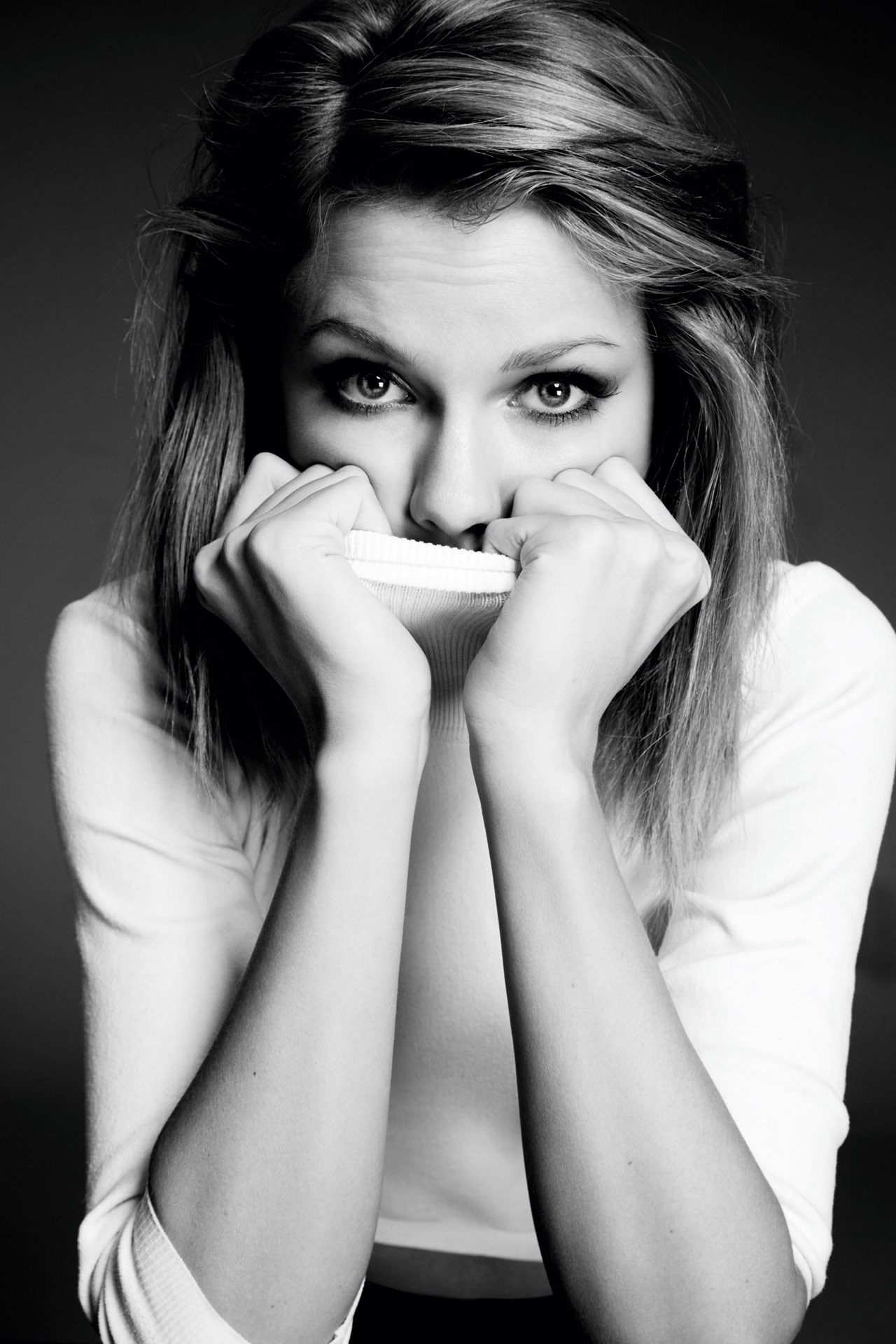 Taylor Swift Photo 1171 Of 2388 Pics Wallpaper Photo 771312 Theplace2