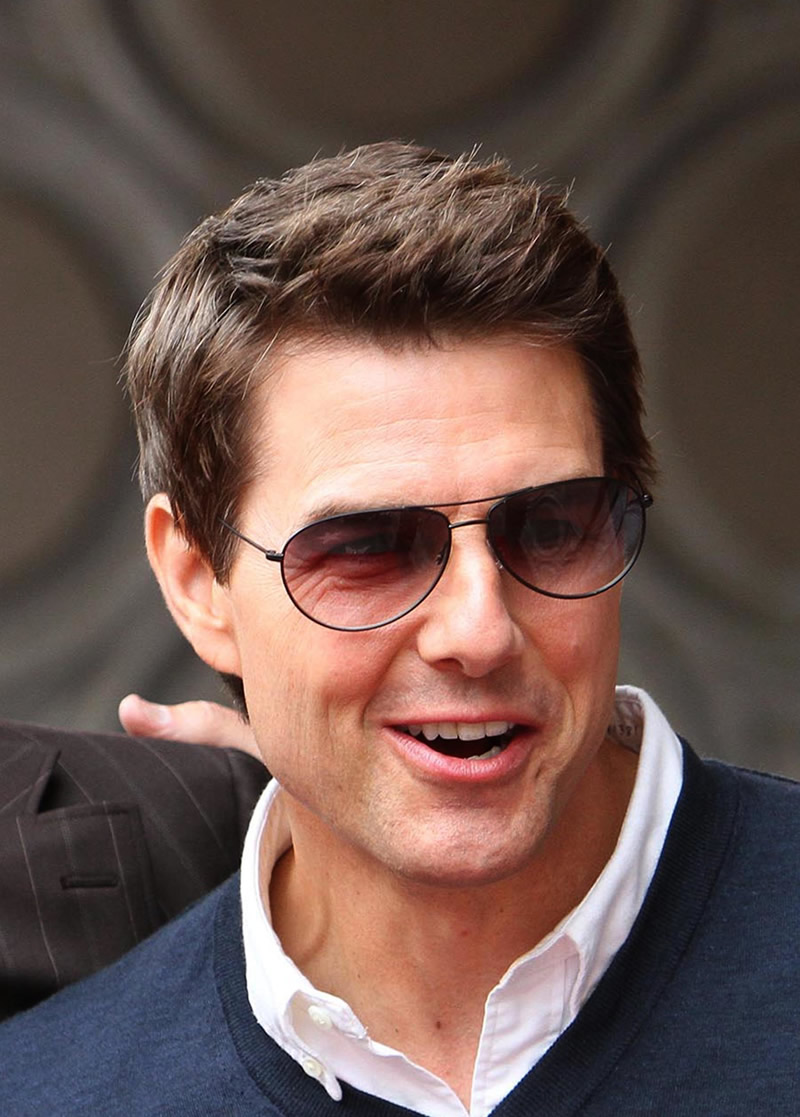 Tom Cruise photo gallery - high quality pics of Tom Cruise | ThePlace