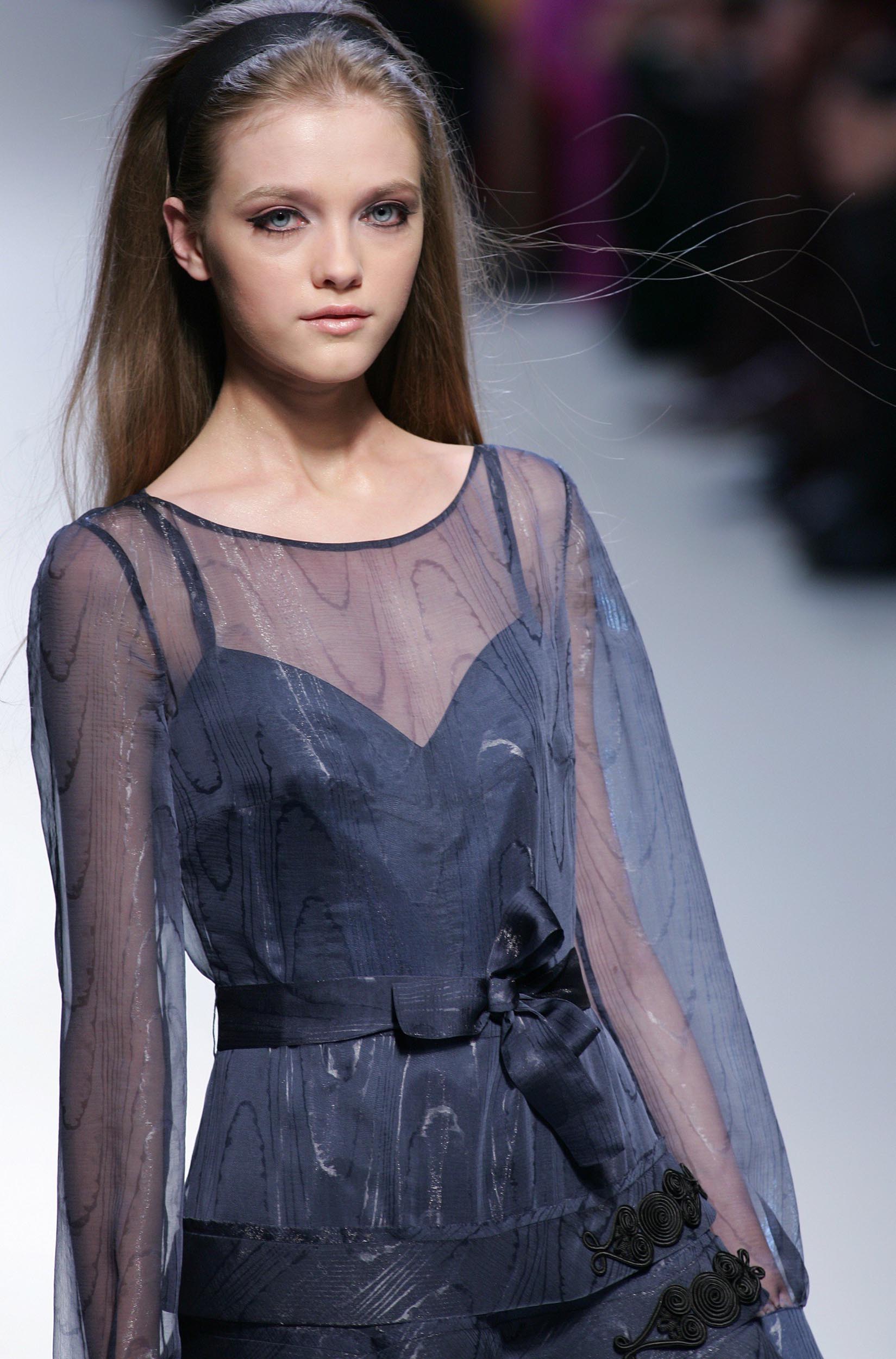 Vlada Roslyakova photo 338 of 525 pics, wallpaper - photo ...