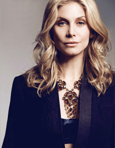 Elizabeth Mitchell pic #330045