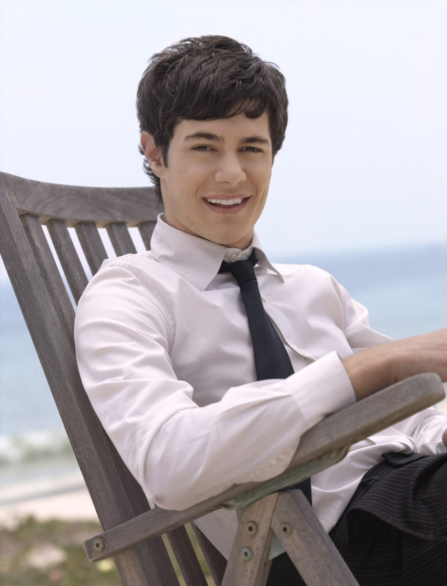 Adam Brody: pic #97387