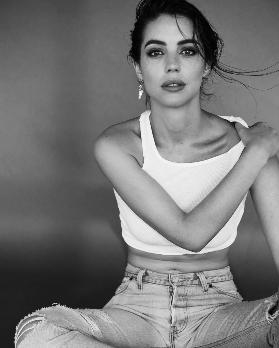 Adelaide Kane: pic #1074316