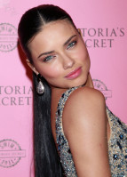 Adriana Lima photo #