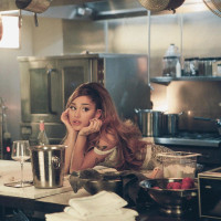 Ariana Grande photo #