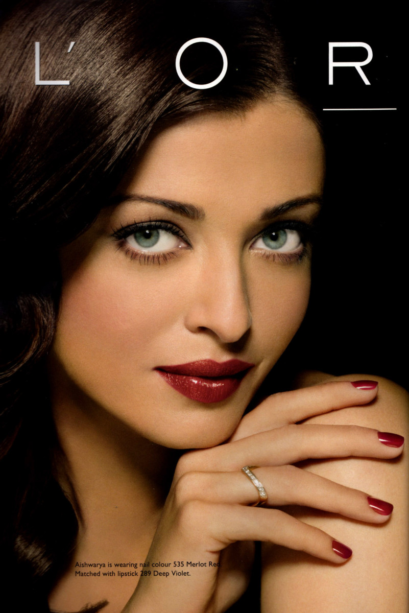 Aishwarya Rai Photo 328 Of 1142 Pics Wallpaper Photo 2717 Theplace2