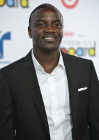 Akon photo #