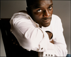 Akon photo #