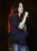 Alanis Morissette photo #