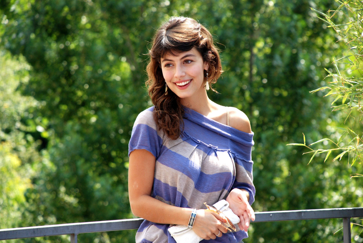 Alessandra Mastronardi: pic #325900