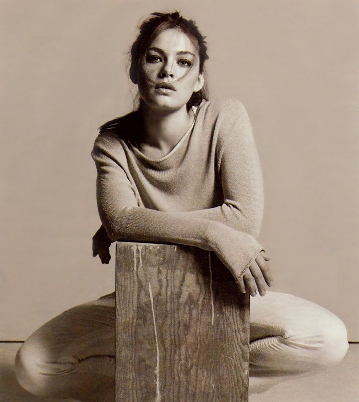 Alexa Davalos: pic #195647